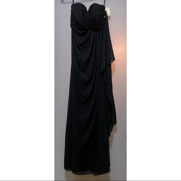 ⚡️SOLD⚡️Mori Lee Black Strapless Dress - Picture 2 of 6